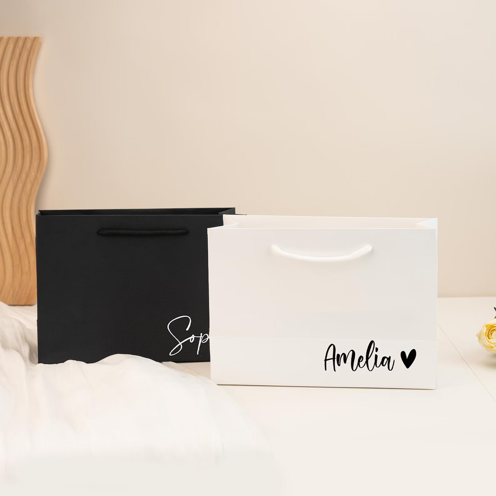 Personalized Bridesmaid Gift Bags, Wedding Gift Bags, Bridal Party Gift Bags, Bachelorette Party Bags, Thank You Gift Bag, Elegant Gift Bags