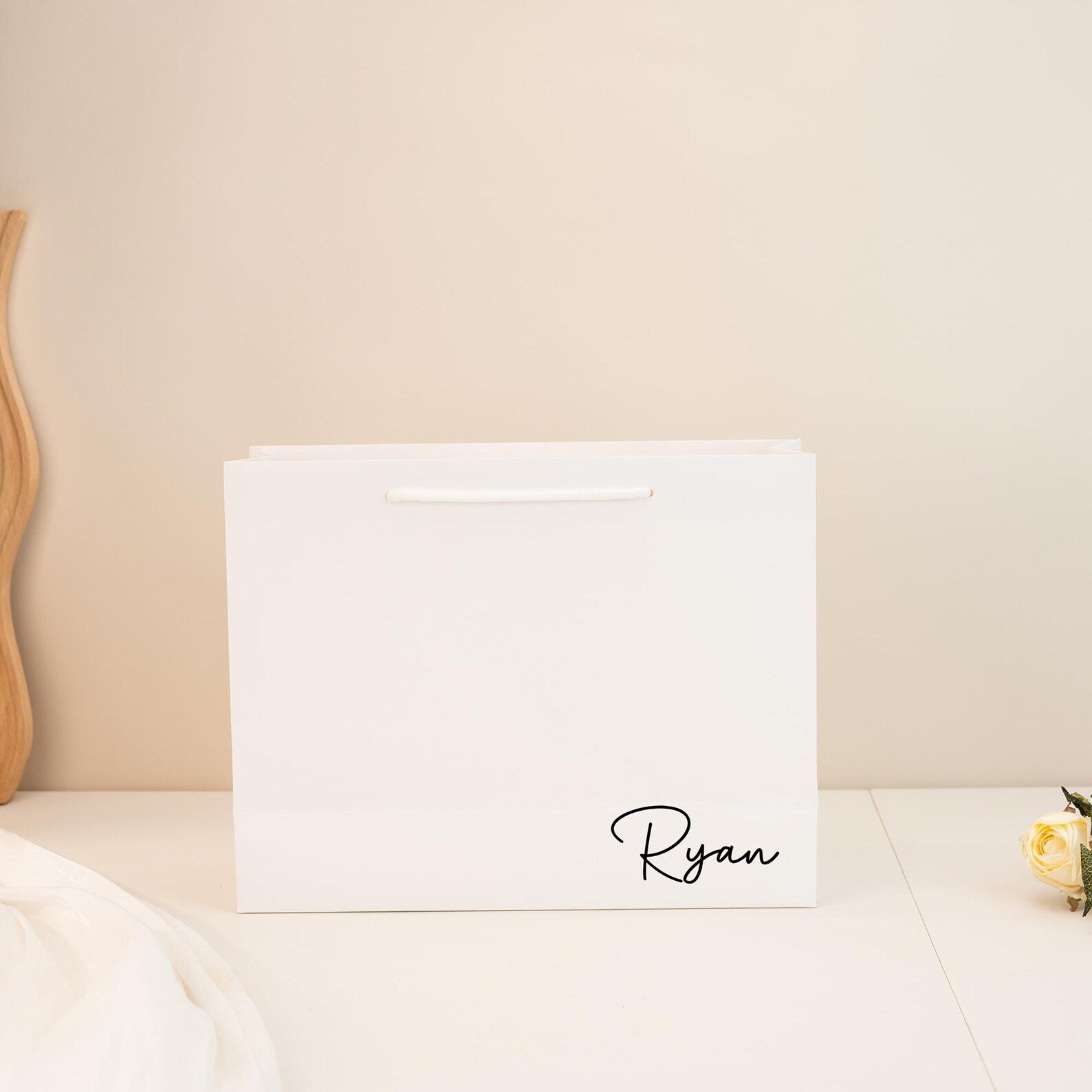 Personalized Bridesmaid Gift Bags, Wedding Gift Bags, Bridal Party Gift Bags, Bachelorette Party Bags, Thank You Gift Bag, Elegant Gift Bags