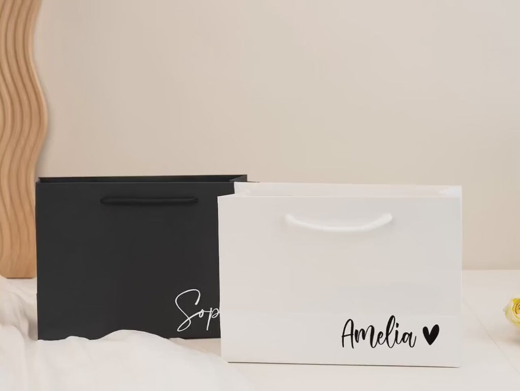 Personalized Bridesmaid Gift Bags, Wedding Gift Bags, Bridal Party Gift Bags, Bachelorette Party Bags, Thank You Gift Bag, Elegant Gift Bags