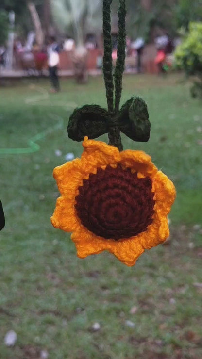 🌻 Handmade Crochet Sunflower Keychain